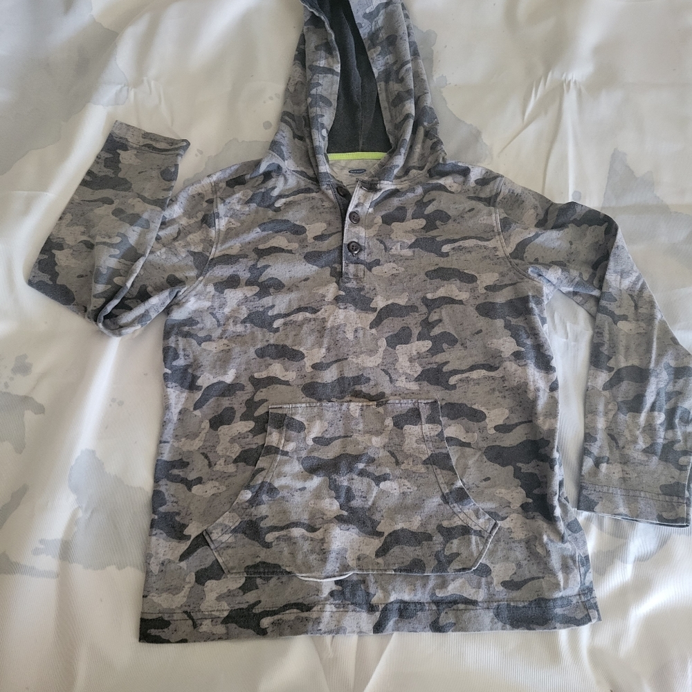 Old Navy pullover hoodie, M(8), Grey/Camo print